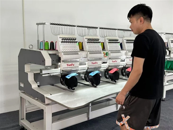 4-head 15 Needles Embroidery Machine For Factory Cap Shirts high quality